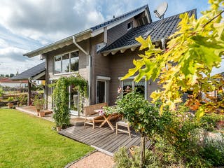 Blockhaus Felsblick von Fullwood Wohnblockhaus Ausbauhaus ab 430000€, Blockhaus Außenansicht 5