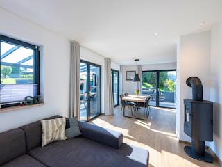 Blockhaus Kreuzblick von Fullwood Wohnblockhaus Bausatzhaus ab 260000€, Satteldach-Klassiker Innenansicht 1