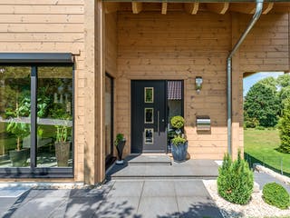 Blockhaus Mittelfranken von Fullwood Wohnblockhaus Ausbauhaus ab 360000€, Blockhaus Außenansicht 4