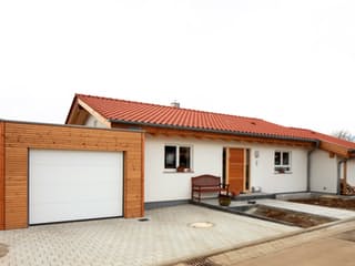 Blockhaus Grombach von Rems-Murr-Holzhaus Ausbauhaus ab 318397€, Bungalow Außenansicht 2