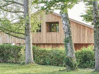 Fertighaus Back2Back von GRUBER.HAUS, Satteldach-Klassiker Außenansicht 2