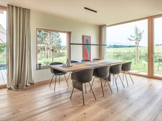 Fertighaus Das Designhaus S15 von GRUBER.HAUS, Satteldach-Klassiker Innenansicht 2