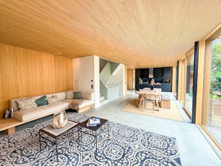 Fertighaus Holzhaus in Holzkirchen von GRUBER.HAUS Schlüsselfertig ab 2500000€, Satteldach-Klassiker Innenansicht 1