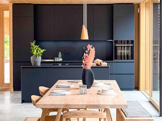 Fertighaus Holzhaus in Holzkirchen von GRUBER.HAUS Schlüsselfertig ab 2500000€, Satteldach-Klassiker Innenansicht 2