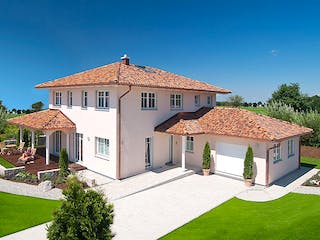 Fertighaus Haas MH Poing 187 von Haas Fertigbau Ausbauhaus ab 306000€, Stadtvilla Außenansicht 1