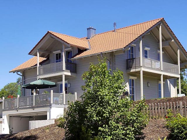 Blockhaus B167 von Frammelsberger Holzbau, Blockhaus Außenansicht 1