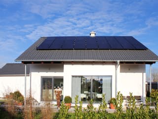 Fertighaus Homestory 267 von LEHNER HAUS Schlüsselfertig ab 340600€, Satteldach-Klassiker Außenansicht 2