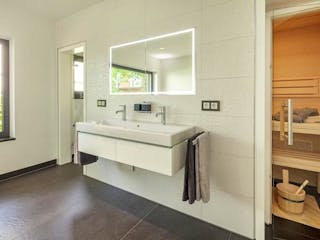 Fertighaus Musterhaus Stuttgart von LUXHAUS, Bungalow Innenansicht 4