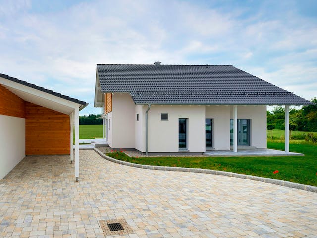 Fertighaus Haus Smilla von Fertighaus WEISS Schlüsselfertig ab 471286€, Satteldach-Klassiker Außenansicht 5