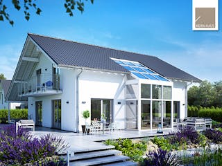 Massivhaus Familienhaus Luce von Kern-Haus Schlüsselfertig ab 625900€, Satteldach-Klassiker Außenansicht 2