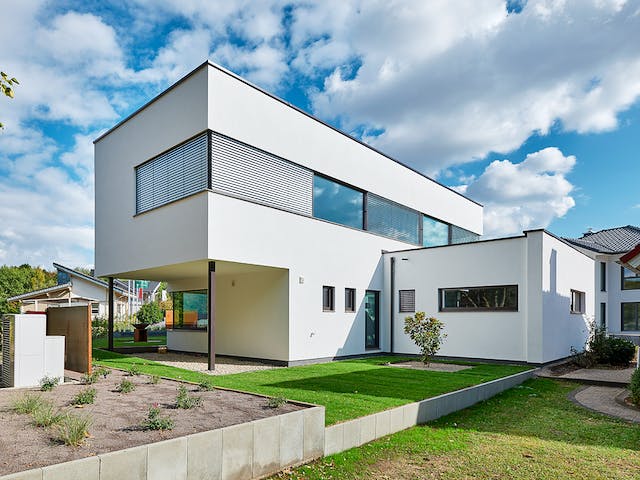 Fertighaus LUXHAUS | core - MH Bad Vilbel von LUXHAUS, Cubushaus Außenansicht 1