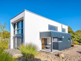 Fertighaus Musterhaus Hameln Box von Meisterstück-HAUS Schlüsselfertig ab 585345€, Cubushaus Außenansicht 1