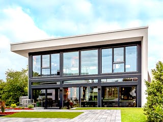 Fertighaus FUSION - Musterhaus Mannheim von Meisterstück-HAUS, Fachwerk Außenansicht 3