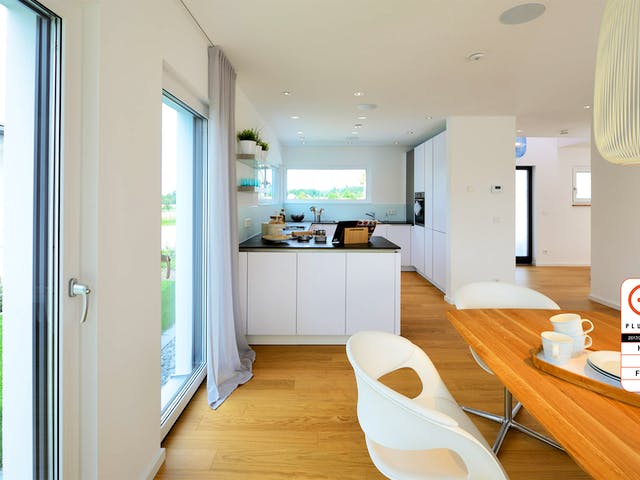 Fertighaus MH LIFE von WEISS Holzhaus Schlüsselfertig ab 418844€, Satteldach-Klassiker Innenansicht 5