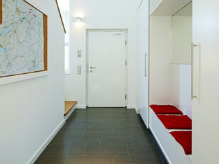 Fertighaus MH Villingen-Schwenningen von WEISS Holzhaus Schlüsselfertig ab 438422€, Pultdachhaus Innenansicht 4