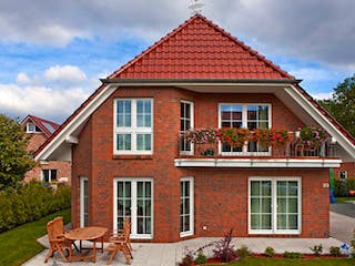 Massivhaus Haus Schwerin von ROTH-MASSIVHAUS, Außenansicht 1