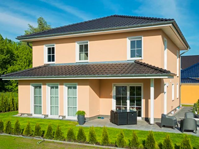 Massivhaus Villa Verona von ROTH MASSIVHAUS, Stadtvilla Außenansicht 1