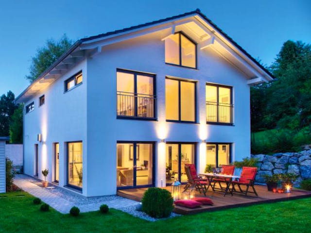 Fertighaus Vitalhaus Zorneding von Regnauer Hausbau Schlüsselfertig ab 563850€,  Außenansicht 1