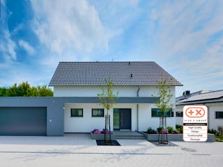 Fertighaus MH LIFE von Fertighaus WEISS Schlüsselfertig ab 445180€, Satteldach-Klassiker Außenansicht 3