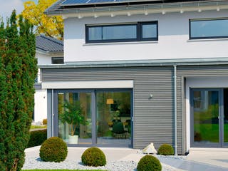 Fertighaus MH Ulm von Fertighaus WEISS Schlüsselfertig ab 531852€, Satteldach-Klassiker Außenansicht 4
