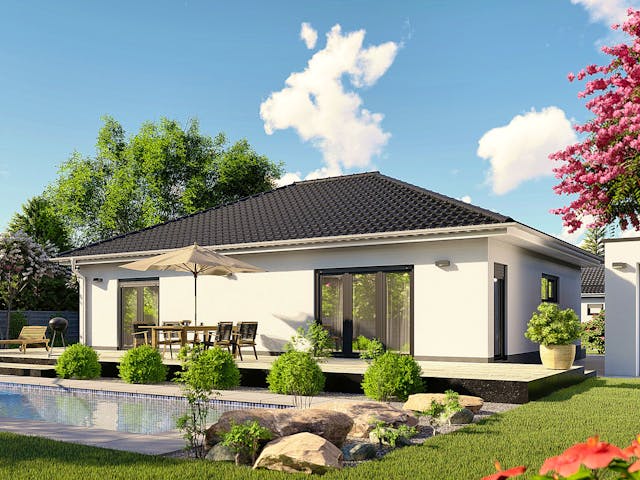 Massivhaus Nizza von MHW Haas Wohnbau, Bungalow Außenansicht 1