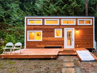 mobiles_Haus_Wald_AdobeStock_ppa5