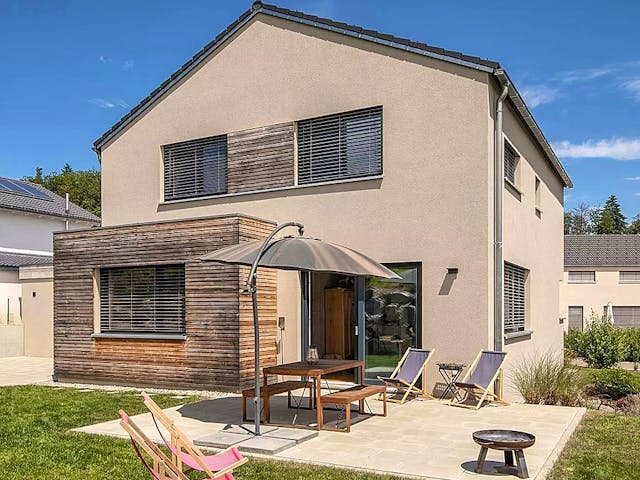 Massivhaus Haus Junghans von Projektbau Mutter, Satteldach-Klassiker Außenansicht 1 Massivhaus Haus Junghans von Projektbau Mutter, Satteldach-Klassiker Außenansicht 1