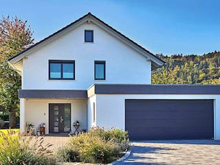 Massivhaus Haus Zimdal von Projektbau Mutter, Satteldach-Klassiker Außenansicht 3