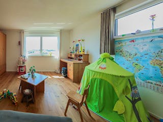Massivhaus Hanghaus mit Einliegerwohnung und Pool von MYMassivhaus, Stadtvilla Innenansicht 6