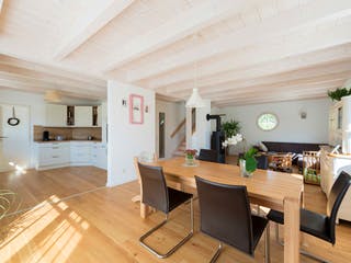 Blockhaus D138 Seifert von Frammelsberger Holzbau, Satteldach-Klassiker Innenansicht 1