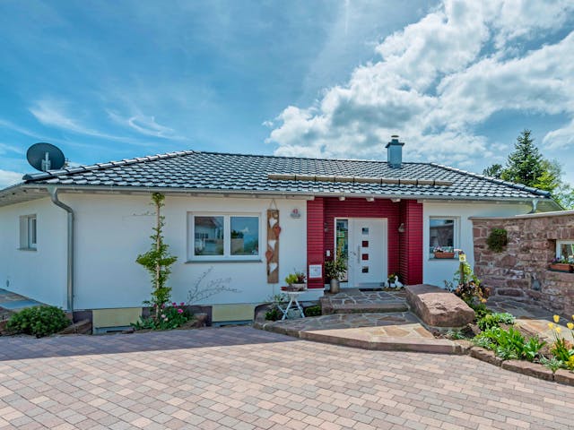 Blockhaus D158 Scheeder von Frammelsberger Holzbau, Bungalow Außenansicht 1