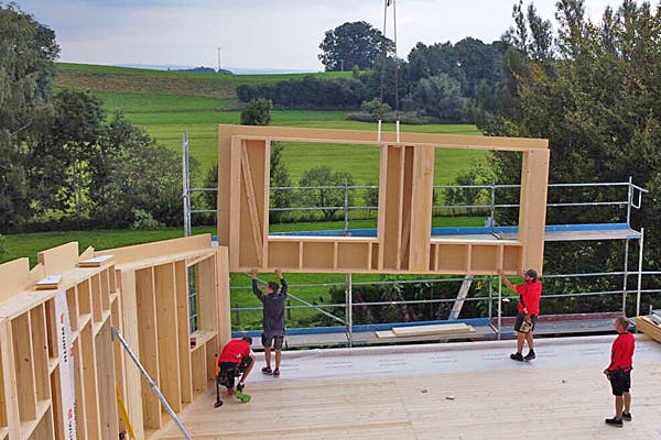 Hausanbieter Naturhausbau 2000 - individuelle Holzhäuser