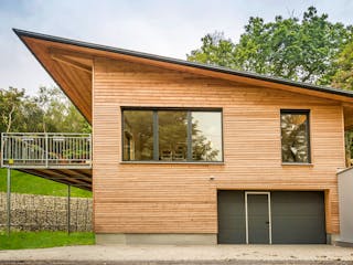 Fertighaus Haus England von Naturholzhaus Bayern, Pultdachhaus Außenansicht 2