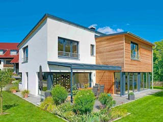 Fertighaus Haus Plessner von Naturholzhaus Bayern, Pultdachhaus Außenansicht 1