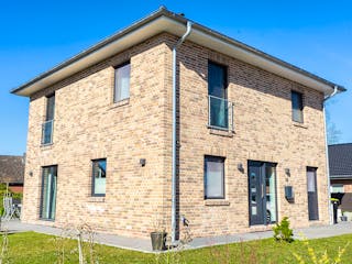 Massivhaus Fockbel von Nissen Massivhaus, Stadtvilla Außenansicht 4