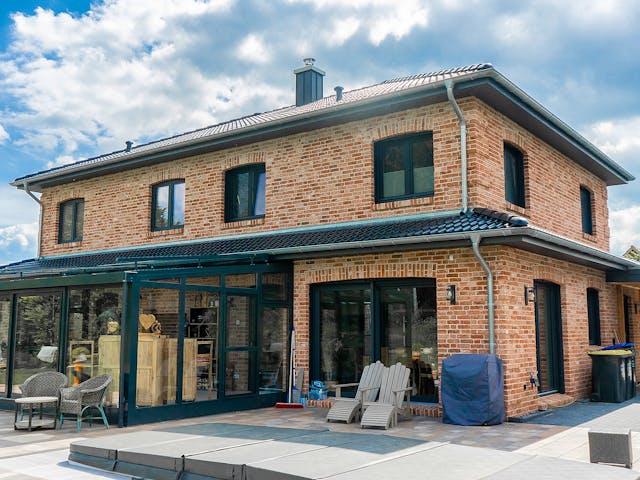 Massivhaus Laboe von Nissen Massivhaus, Stadtvilla Außenansicht 1