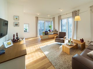 Fertighaus Musterhaus Estenfeld von OKAL Haus Schlüsselfertig ab 686900€, Satteldach-Klassiker Innenansicht 1