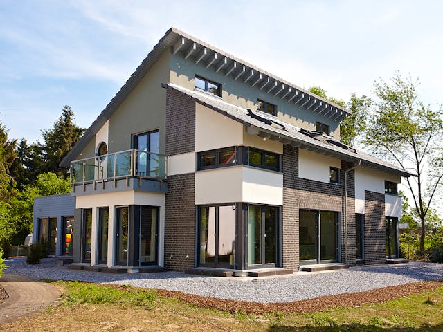 Fertighaus Musterhaus Kaarst von OKAL Haus Schlüsselfertig ab 521900€, Pultdachhaus Außenansicht 1