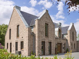 Massivhaus Glasgow von OLFA Haus Schlüsselfertig ab 589000€, Satteldach-Klassiker Außenansicht 2