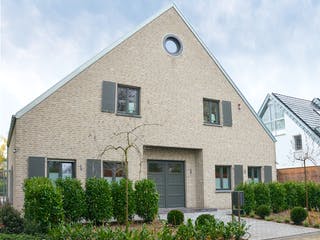 Fertighaus Lichthaus von petershaus, Satteldach-Klassiker Außenansicht 2