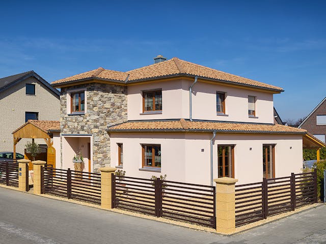 Fertighaus Stadtvilla Mediterran von petershaus, Stadtvilla Außenansicht 1