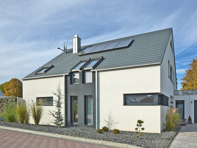 Massivhaus Götze von Plan-Concept Massivhaus, Satteldach-Klassiker Außenansicht 1