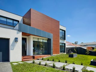 r-architecture-MAnVoJlQUvg-unsplash