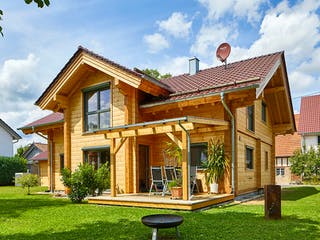 Blockhaus Rosengarten von Rems-Murr-Holzhaus Ausbauhaus ab 372635€, Blockhaus Außenansicht 1
