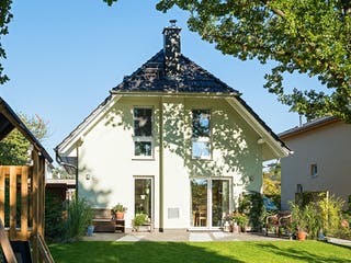 Massivhaus Haus Stade von ROTH MASSIVHAUS Schlüsselfertig ab 271300€, Satteldach-Klassiker Außenansicht 2