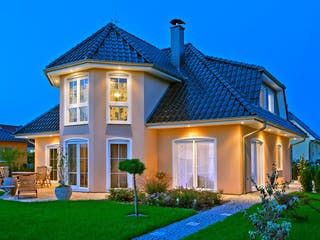 Massivhaus Turmhaus 152 von ROTH MASSIVHAUS Schlüsselfertig ab 339900€, Stadtvilla Außenansicht 3