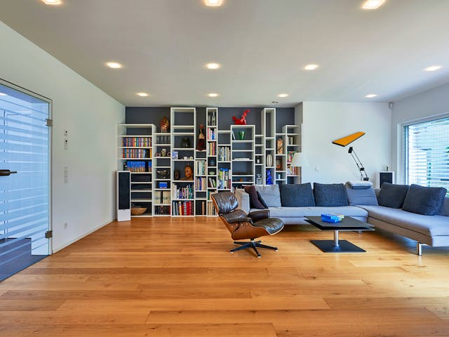 Fertighaus Haus Schulz von Fertighaus WEISS Schlüsselfertig ab 663680€, Pultdachhaus Innenansicht 2