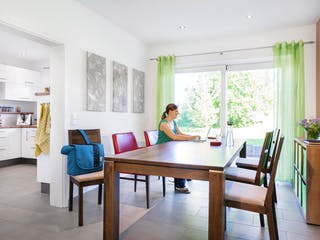 Fertighaus E 10-129.2 - Skandinavischer Bungalow von SchwörerHaus - Österreich Schlüsselfertig ab 400070€, Innenansicht 2