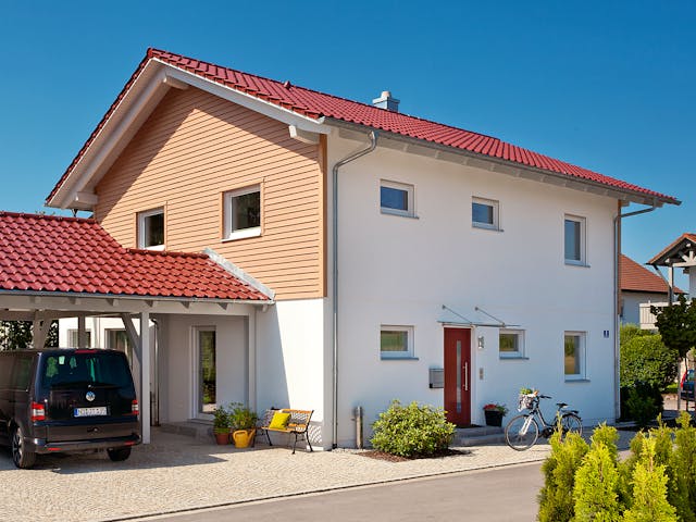 Fertighaus E 20-164.3 - Haus mit Erker-Balkon von SchwörerHaus - Österreich Schlüsselfertig ab 459030€, Außenansicht 1