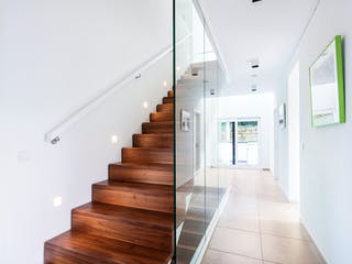 Fertighaus E 20-222.1 - Villa in Hanglage von SchwörerHaus - Österreich Schlüsselfertig ab 925430€, Cubushaus Innenansicht 4